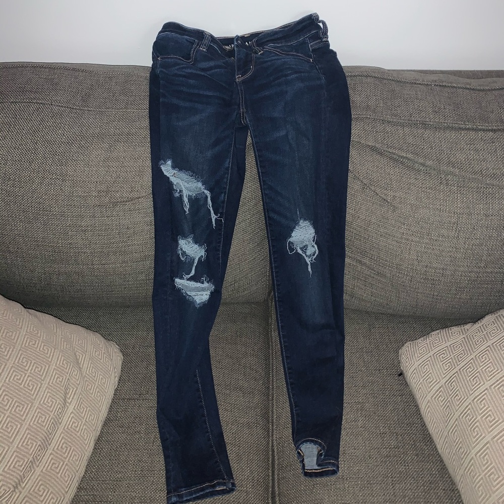 American eagle ripped skinny jeans